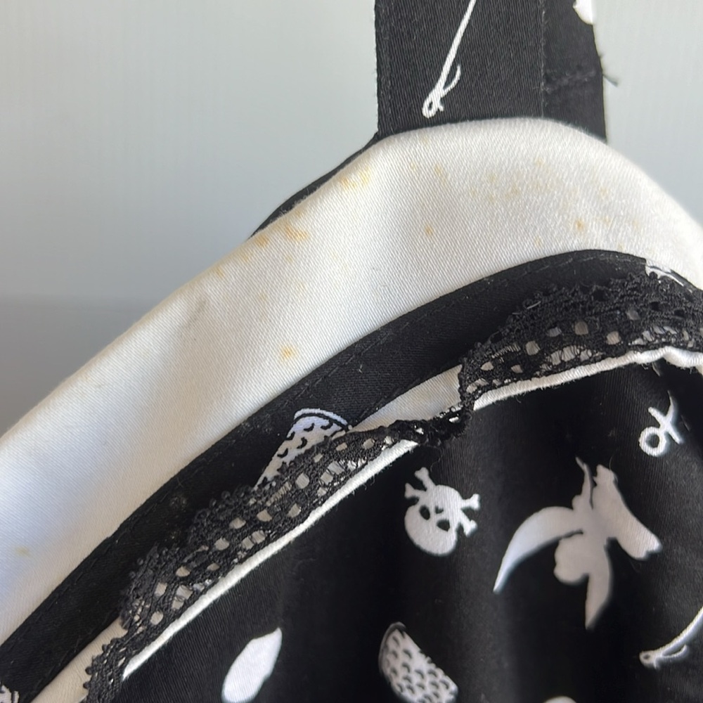 NEW Torrid Tinkerbell Sailor Dress Plus Size 24 Black White Tink Skulls Disney - Picture 3 of 13